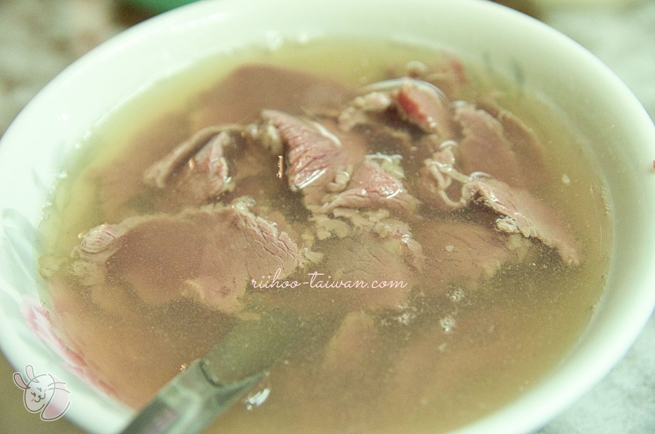 石精臼牛肉湯 牛肉湯 アップの写真