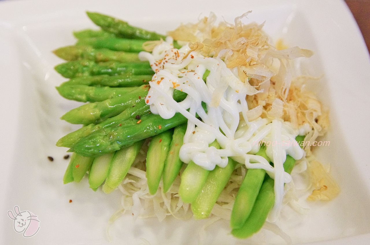 度小月(台南本店) アスパラサラダ